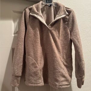 Eddie Bauer Women's Pullover Sweater Size Medium Tan With Pockets